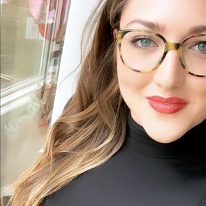 Meet your Posher, Kaya